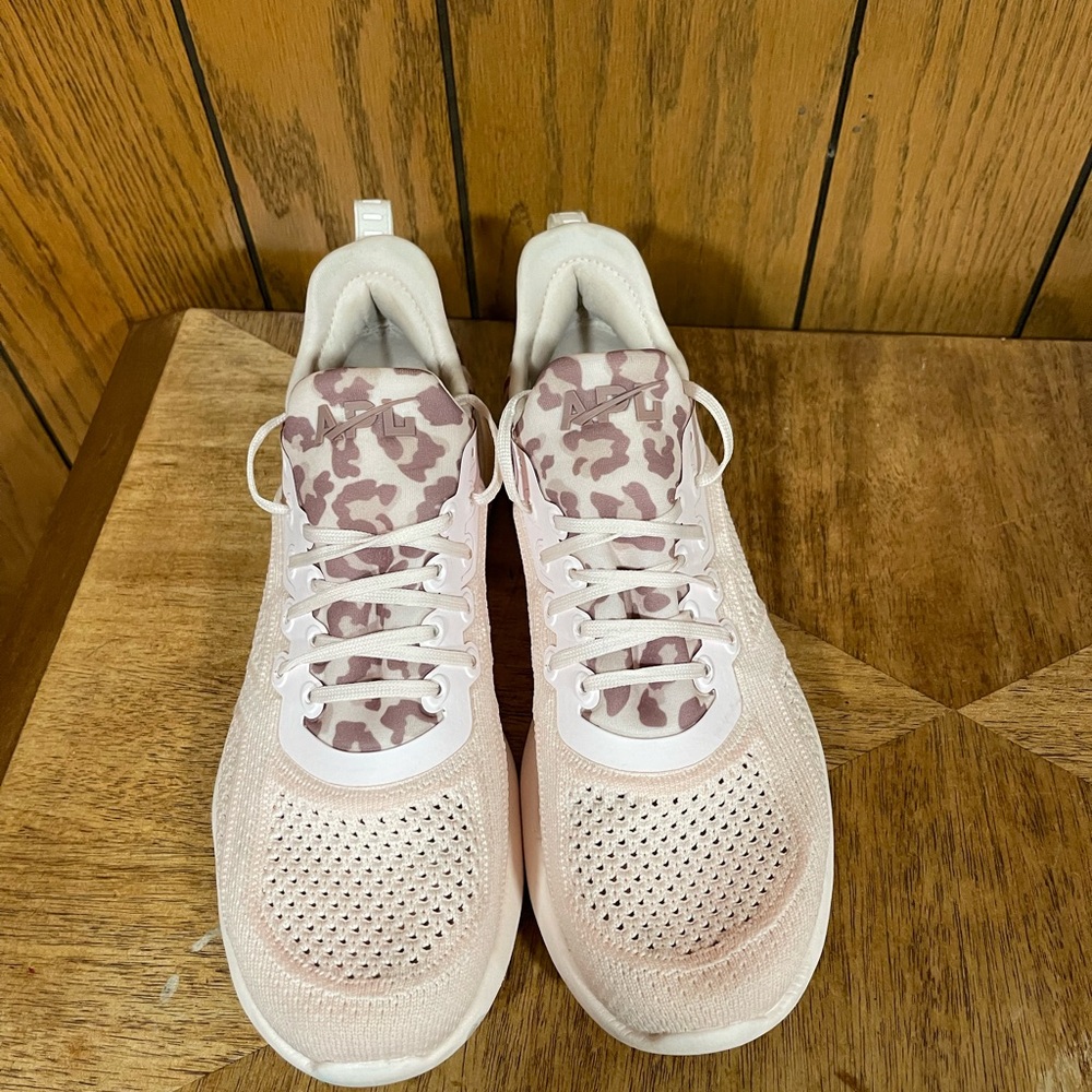 APL" TechLoom Tracer Sneakers -Pink - Picture 11 of 13